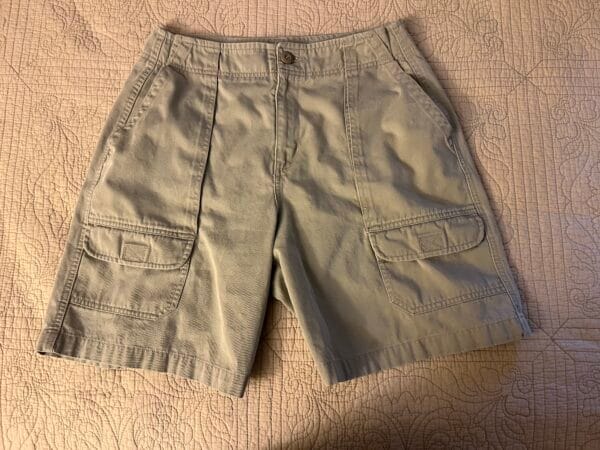 Cenza by Palmetto's 100% cotton cargo shorts khaki women’s 12