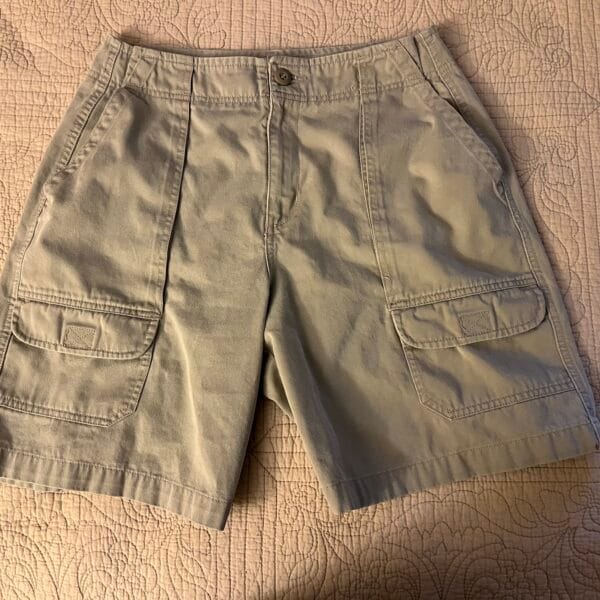 Cenza by Palmetto's 100% cotton cargo shorts khaki women’s 12